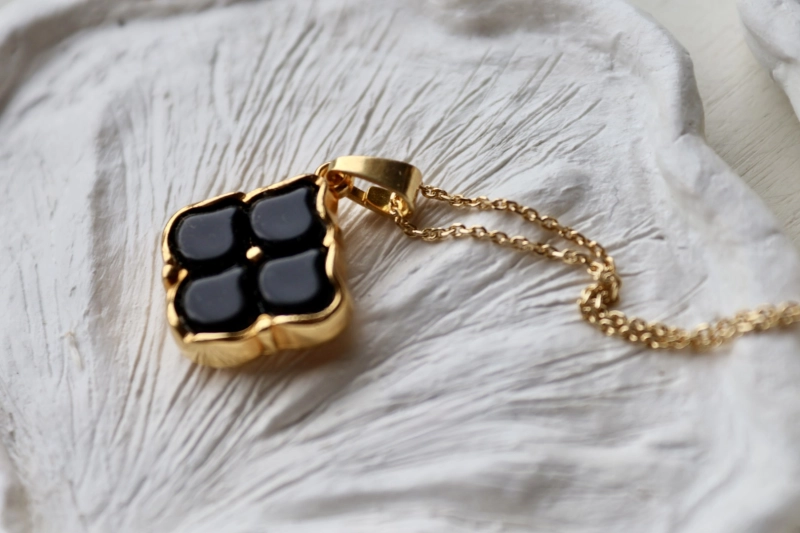 Naszyjnik Black Ginko